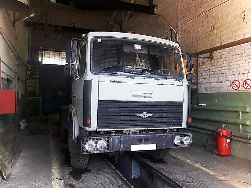 Установка системы мониторинга и контроля топлива на МАЗ